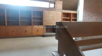 Casa en venta en Santa Paula, Bogotá · foto 8 de 17
