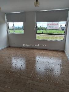 Apartamento de 2 alcobas en arriendo en Lagos De Torca, Bogotá, 45 m² · foto 2 de 13