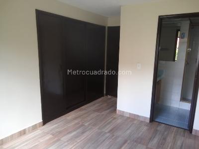 Apartamento en arriendo en Villas De Mediterraneo, Bogotá · foto 2 de 17