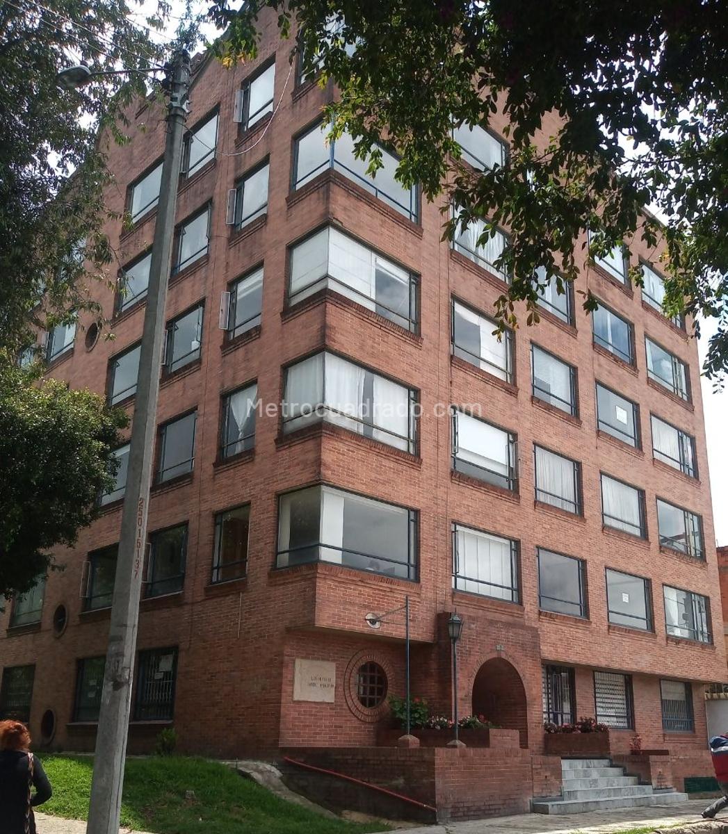 Apartamento en Arriendo  CEDRITOS