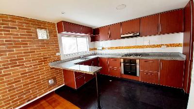 Casa de 4 alcobas en venta en El Contador, Bogotá, 238 m² · foto 9 de 16