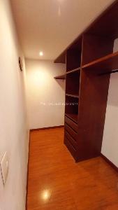 Casa de 4 alcobas en venta en El Contador, Bogotá, 238 m² · foto 11 de 16