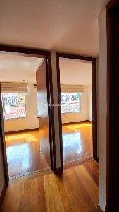 Casa de 4 alcobas en venta en El Contador, Bogotá, 238 m² · foto 3 de 16