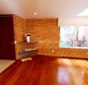 Casa de 4 alcobas en venta en El Contador, Bogotá, 238 m² · foto 6 de 16