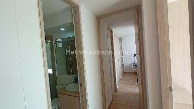 Apartamento en venta en Santa Maria Del Lago, Bogotá · foto 6 de 14