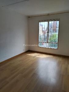 Apartamento en venta en Las Orquideas, Bogotá · foto 4 de 13