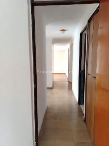 Apartamento en venta en Las Orquideas, Bogotá · foto 8 de 13