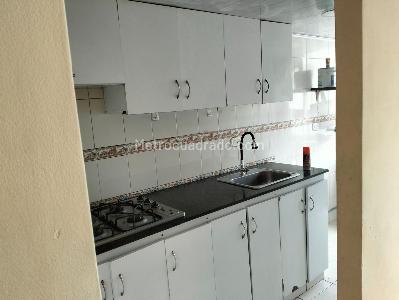 Apartamento de 3 alcobas en venta en Tibavita, Bogotá, 43 m² · foto 4 de 15