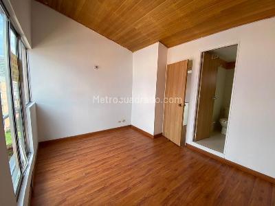 Apartamento de 3 alcobas en venta en Barrancas, Bogotá, 92 m² · foto 6 de 15
