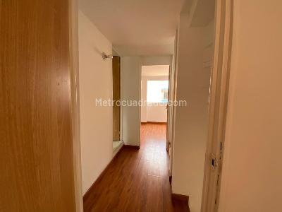 Apartamento de 3 alcobas en venta en Barrancas, Bogotá, 92 m² · foto 9 de 15