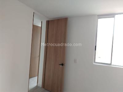 Apartamento de 2 alcobas en arriendo en Mirandela, Bogotá, 47 m² · foto 7 de 10