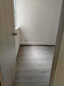 Apartamento de 2 alcobas en arriendo en Madelena Sur, Bogotá, 42 m² · foto 2 de 12