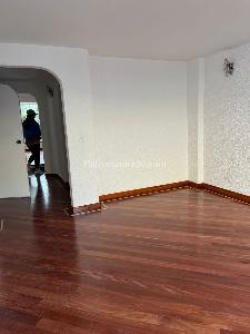 Casa de 3 alcobas en venta en Cedritos, Bogotá, 200 m² · foto 9 de 17