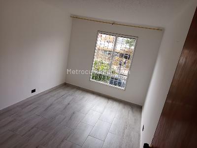 Apartamento de 3 alcobas en arriendo en Las Orquideas, Bogotá, 80 m² · foto 3 de 18