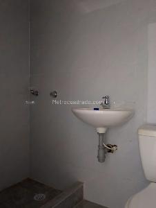 Casa de 2 alcobas en arriendo en Girardot, Girardot, 55 m² · foto 11 de 12