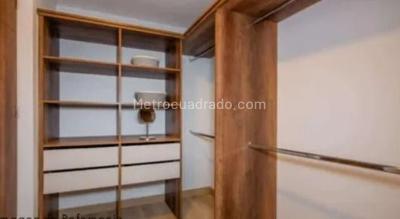 Apartamento en venta en Mirandela, Bogotá · foto 7 de 10