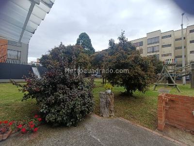 Casa en venta en Cedro Bolivar, Bogotá · foto 3 de 20