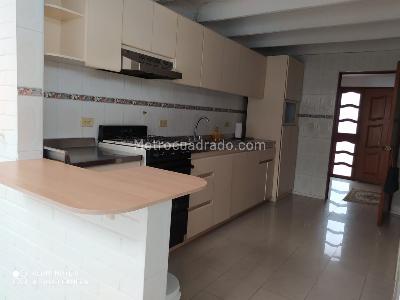 Casa de 5 alcobas en venta en Caobos Las Margaritas, Bogotá, 300 m² · foto 19 de 20
