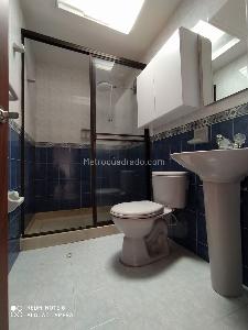 Casa de 5 alcobas en venta en Caobos Las Margaritas, Bogotá, 300 m² · foto 2 de 20
