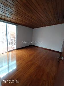 Casa de 5 alcobas en venta en Caobos Las Margaritas, Bogotá, 300 m² · foto 8 de 20