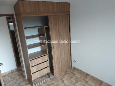 Apartamento de 2 alcobas en arriendo en El Redil, Bogotá, 42 m² · foto 2 de 10