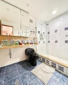 Apartamento de 4 alcobas en venta en Lago Nogal, Bogotá, 198 m² · foto 4 de 17