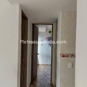Apartamento de 2 alcobas en arriendo en El Redil, Bogotá, 42 m² · foto 2 de 14