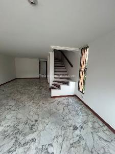 Casa en venta en Caobos Las Margaritas, Bogotá · foto 13 de 17