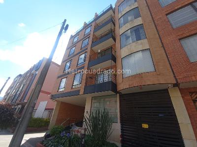 Apartamento de 1 alcoba en venta en La Alhambra Monaco, Bogotá, 49 m² · foto 2 de 18