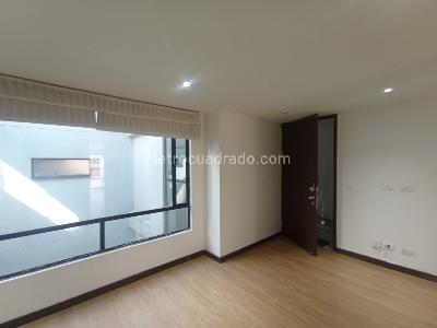 Apartamento de 1 alcoba en venta en La Alhambra Monaco, Bogotá, 49 m² · foto 3 de 18