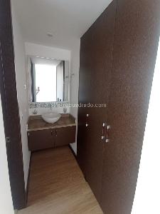 Apartamento de 1 alcoba en venta en La Alhambra Monaco, Bogotá, 49 m² · foto 9 de 18