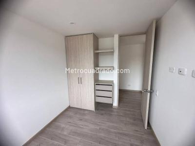 Apartamento en venta en Los Nogales, Bogotá · foto 7 de 15