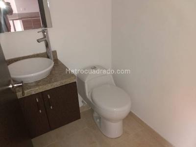 Apartamento de 1 alcoba en venta en Malibu La Alhambra, Bogotá, 49 m² · foto 16 de 20