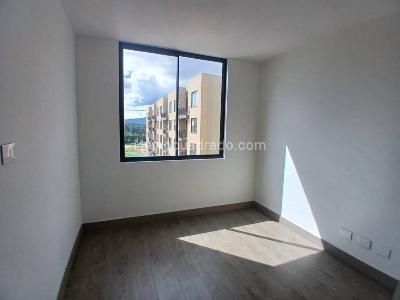 Apartamento en venta en Lagos De Torca, Bogotá · foto 6 de 16