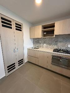 Apartamento de 3 alcobas en venta en Mirandela, Bogotá, 89 m² · foto 5 de 19