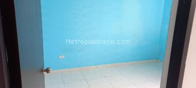 Casa de 4 alcobas en venta en Girardot, Girardot, 65 m² · foto 7 de 14