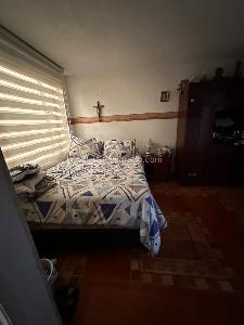 Casa de 5 alcobas en venta en La Camelia, Bogotá, 160 m² · foto 2 de 20
