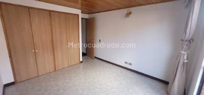 Casa en venta en Villa Magdala, Bogotá · foto 7 de 10