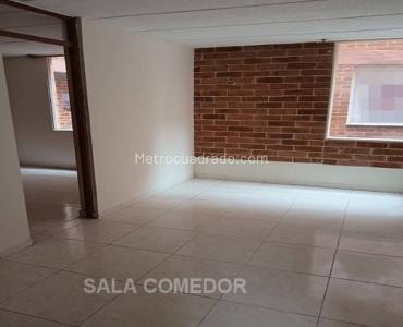 Apartamento en arriendo en Mazuren, Bogotá · foto 13 de 17