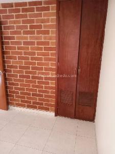 Apartamento en arriendo en Mazuren, Bogotá · foto 2 de 17