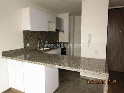 Apartamento en venta en Los Cedros, Bogotá · foto 3 de 16