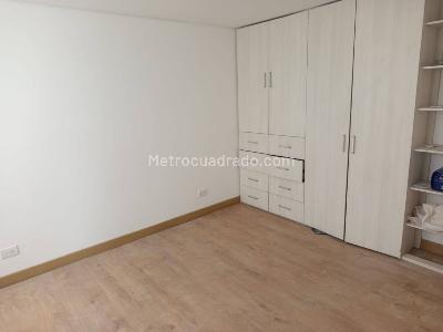 Apartamento en venta en Los Cedros, Bogotá · foto 4 de 13