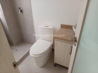 Apartamento en venta en Los Cedros, Bogotá · foto 8 de 13