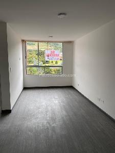 Apartamento en venta en El Redil, Bogotá · foto 3 de 7