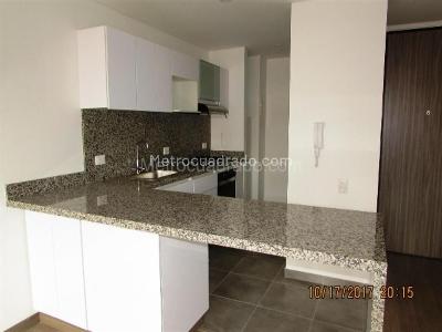 Apartamento de 1 alcoba en arriendo en Cedritos, Bogotá, 58 m² · foto 3 de 16
