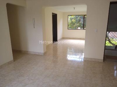 Apartamento de 3 alcobas en venta en Cedritos, Bogotá, 90 m² · foto 6 de 20