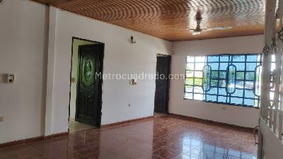 Apartamento de 3 alcobas en arriendo en Gaitan, Girardot, 75 m² · foto 7 de 9