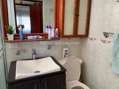 Apartamento de 4 alcobas en venta en Villa Magdala, Bogotá, 230 m² · foto 11 de 18