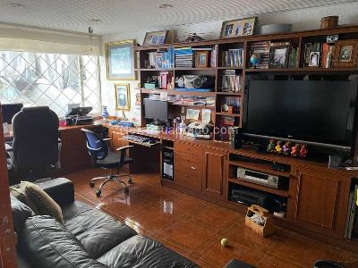 Apartamento de 4 alcobas en venta en Villa Magdala, Bogotá, 230 m² · foto 12 de 18