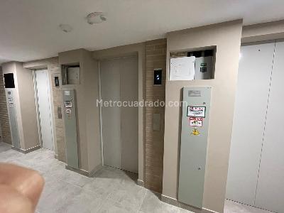 Apartamento de 2 alcobas en venta en Mirandela, Bogotá, 70 m² · foto 5 de 16